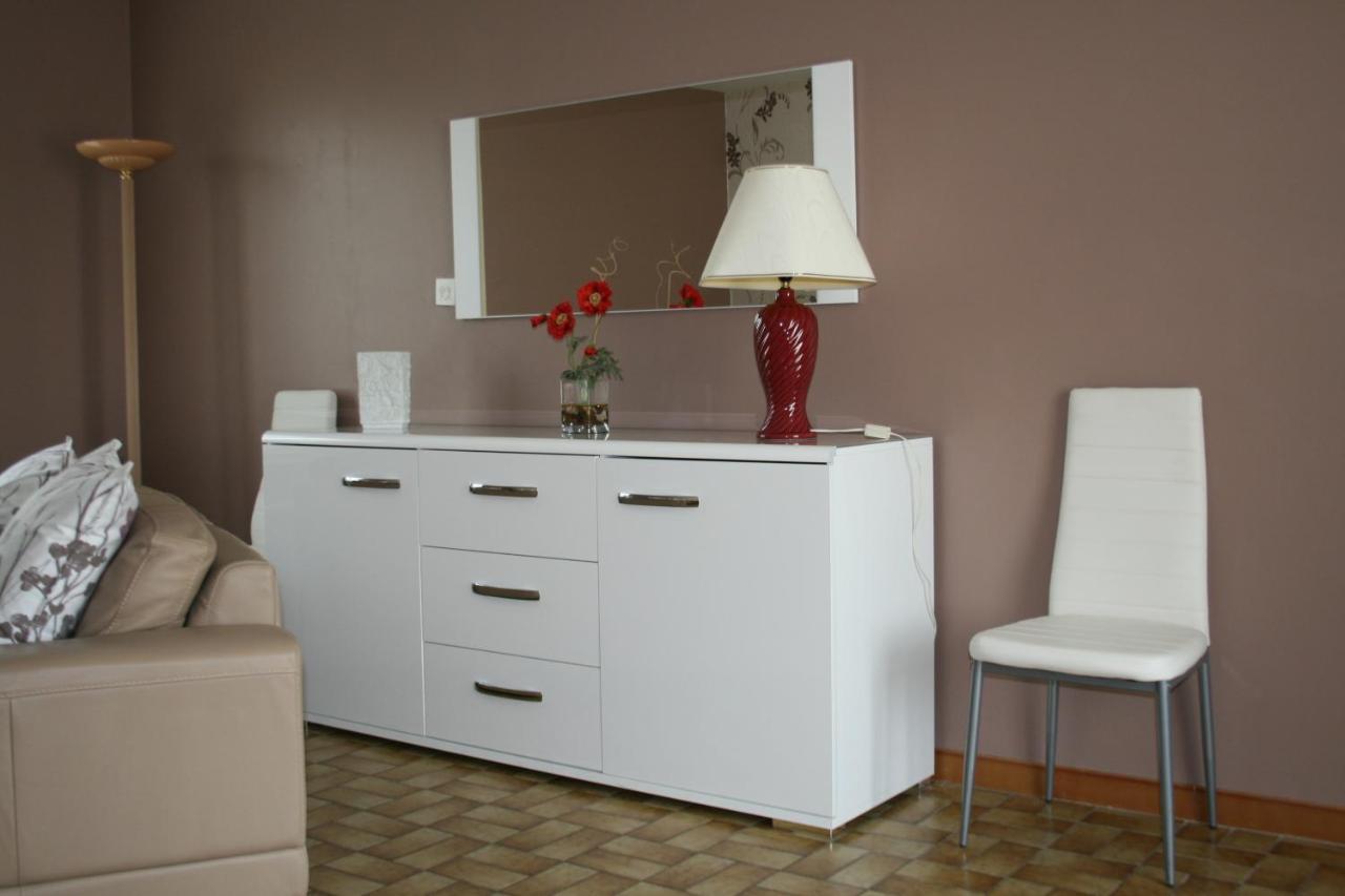 1 Bedroom House 20Min Walk To Centre In Tournus Exterior photo